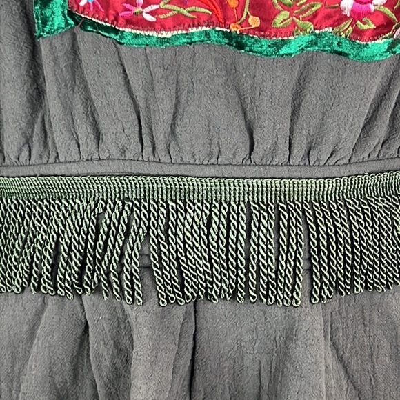 ⭐️Adorned Crown textile gauzy FREE embroidered tassel waist jacket size sm - Picture 4 of 13